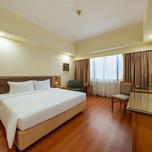 Premier Room